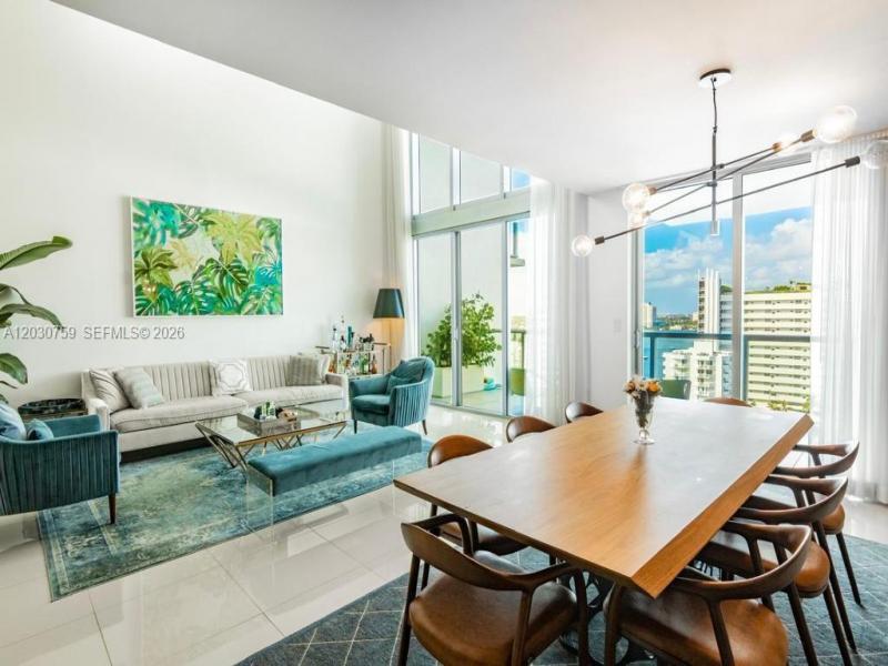 Comprar apartamento en Eloquence on the Bay 1604 + DEN