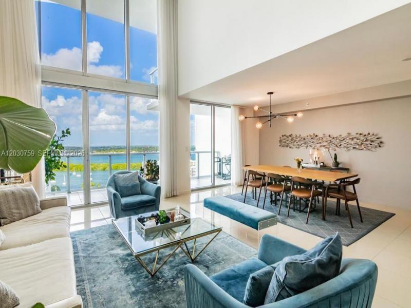 Eloquence on the Bay Apt #1604 + DEN
