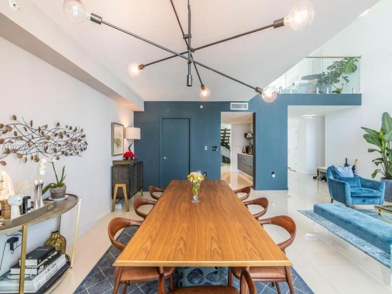 Comprar apartamento en Eloquence on the Bay 1604 + DEN