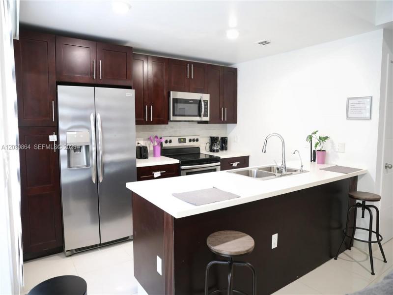 Property photo # 4
