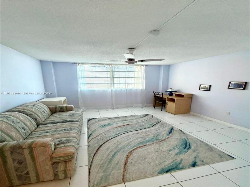 Condo for sale at Plaza Towers North 1202