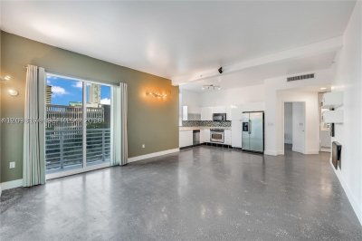 Loft Downtown I Apt #507