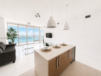 Paramount Bay Apt #2909
