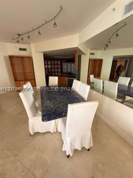 Alquiler de apartamento en Solimar N9-I
