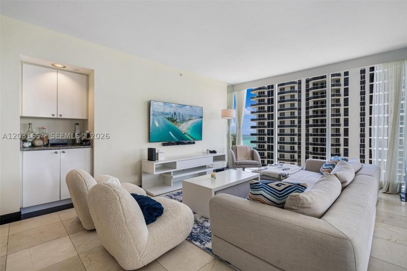 Apartment for rent at Blue Diamond Condo 2305