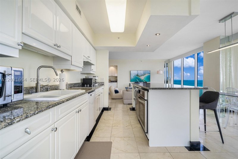 Apartment for rent at Blue Diamond Condo 2305