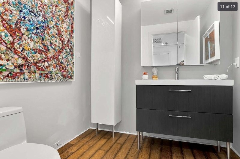 Apartment for rent at Avenue on Brickell 1050 Tower 208