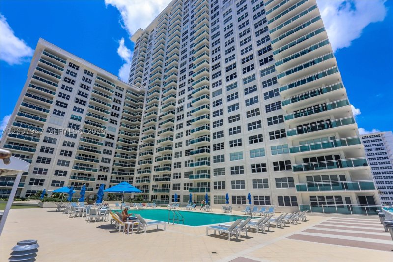 Condo for sale at Playa Del Mar 403
