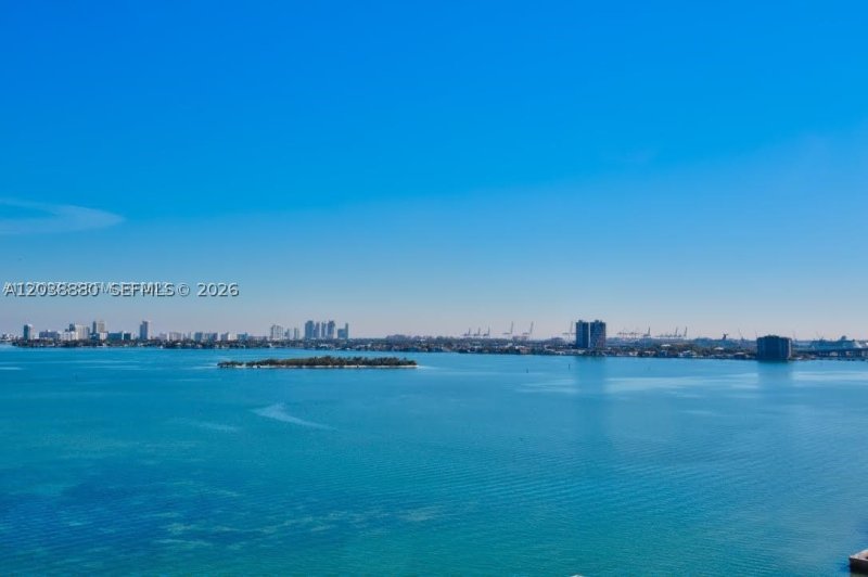 Apartment for rent at Biscayne Beach 1109