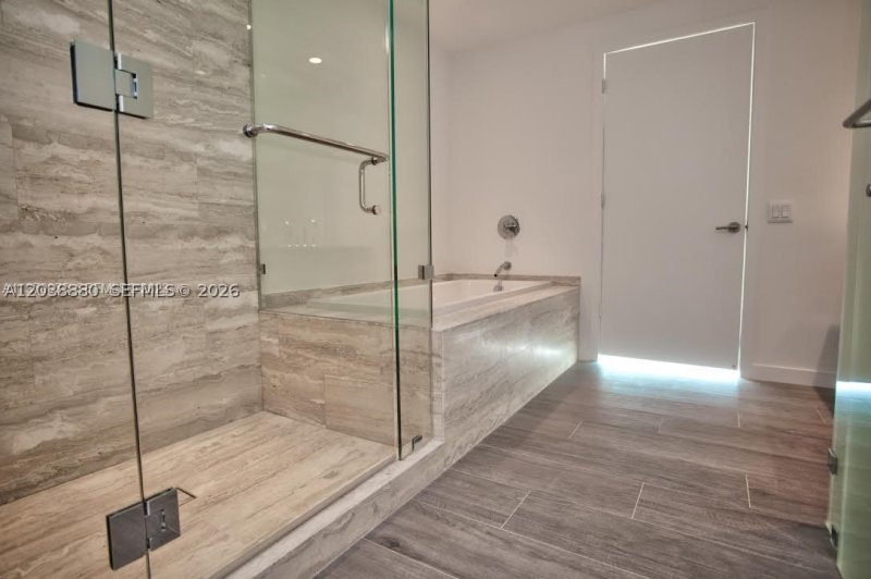 Apartment for rent at Biscayne Beach 1109