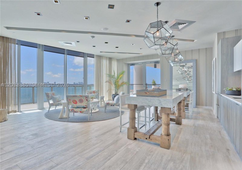 Apartment for rent at Biscayne Beach 1109