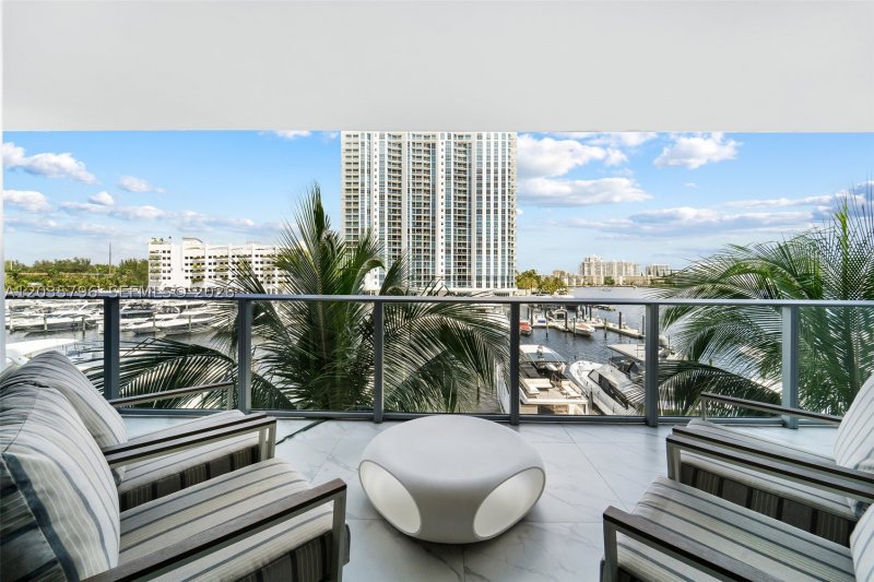 Apartment for rent at Marina Palms Yacht Club 307