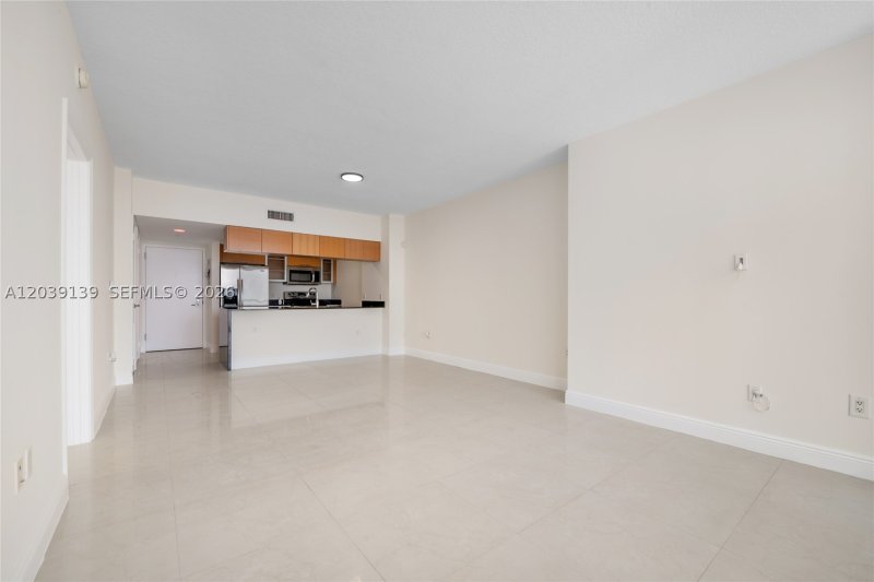 Condo for sale at Opera Tower 4811