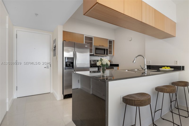 Condo for sale at Opera Tower 4811