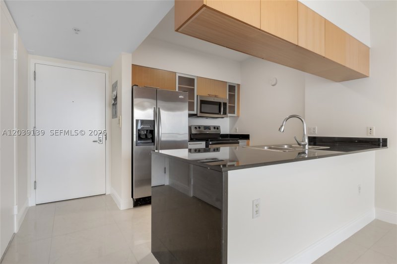 Condo for sale at Opera Tower 4811