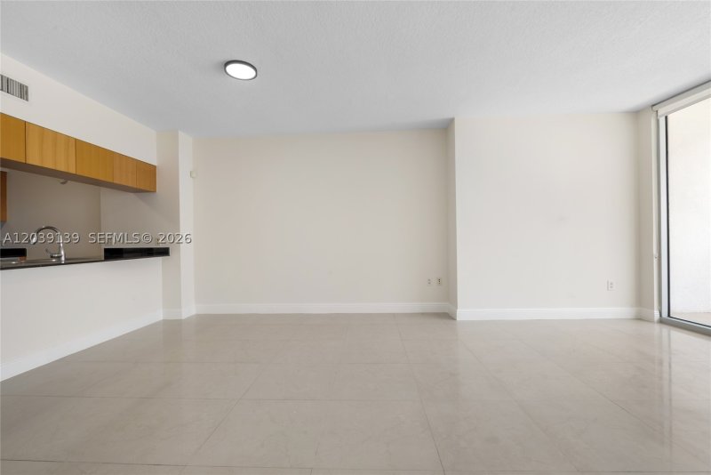 Condo for sale at Opera Tower 4811