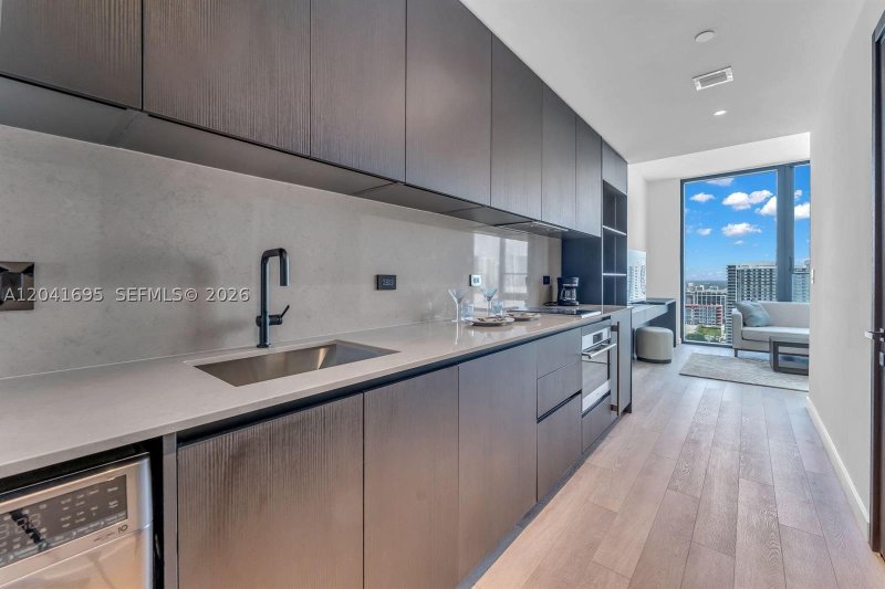 Alquiler de apartamento en E11EVEN Hotel & Residences 3207