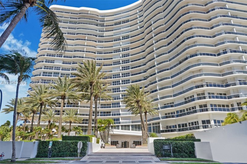 Apartment for rent at Majestic Tower 507