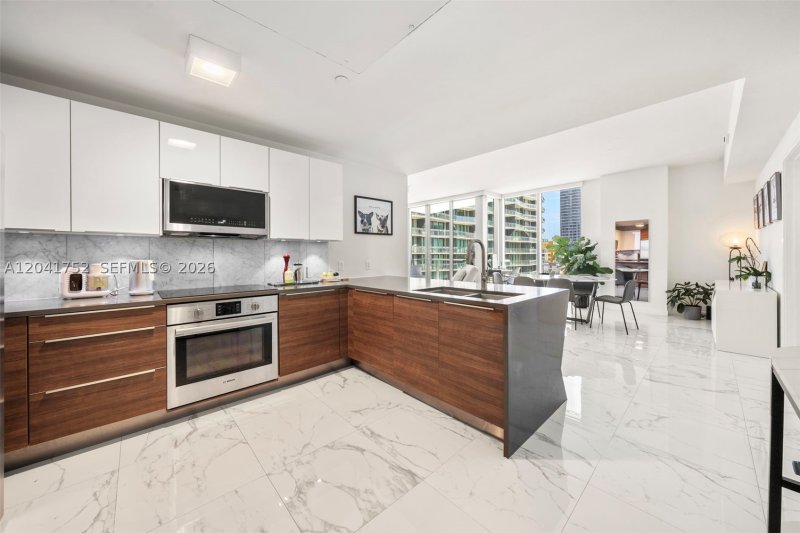 Comprar apartamento en The Crimson Miami 1001