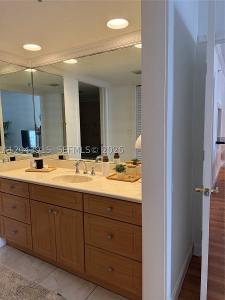 Apartment for rent at Brickell Key One A1412