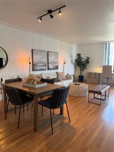 Brickell Key One Apt #A1412