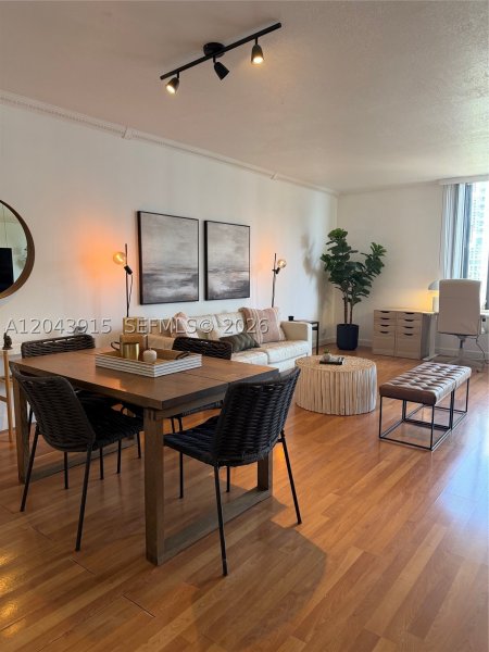 Aluguel de apartamento no Brickell Key One A1412