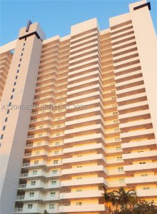 One Fifty One at Biscayne Apt #1105
