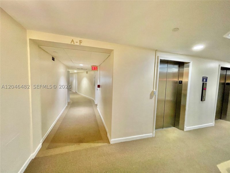 Apartment for rent at Brickell Townhouse 19B