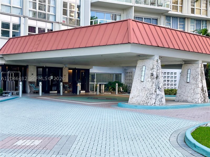 Apartment for rent at Brickell Townhouse 19B