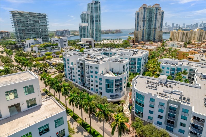 Apartment for rent at Cosmopolitan 1506