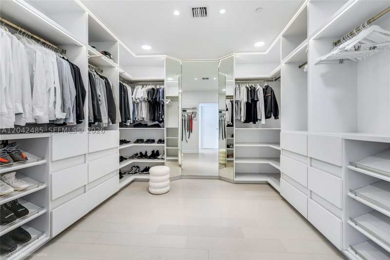 Comprar apartamento no Five Park Miami Beach 4401