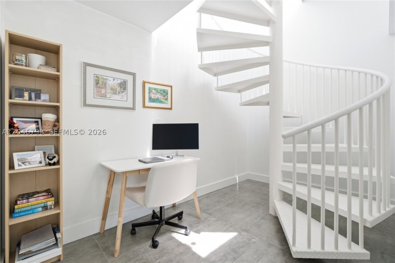 Comprar apartamento no Midtown Miami 4 L04PH1