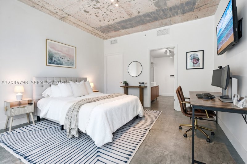 Comprar apartamento no Midtown Miami 4 L04PH1