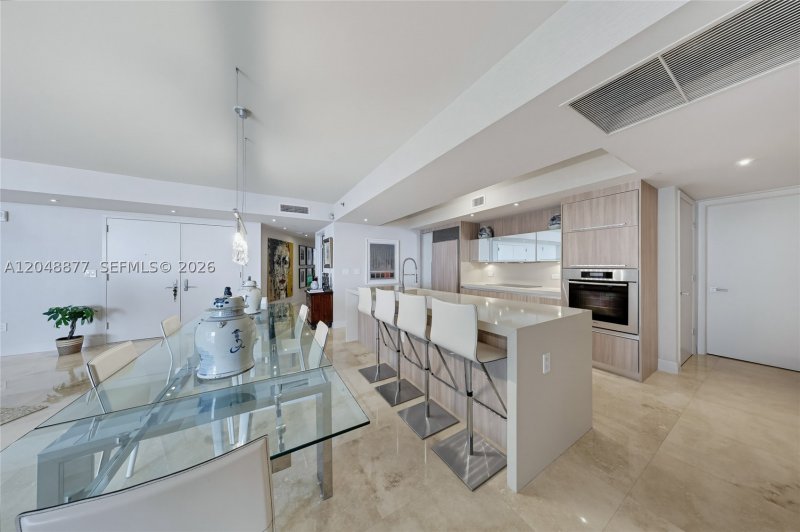 Aluguel de apartamento no Ocean Four 3604