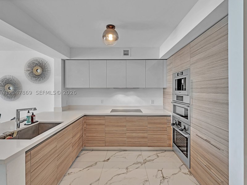 Apartment for rent at Arlen House 4-1503