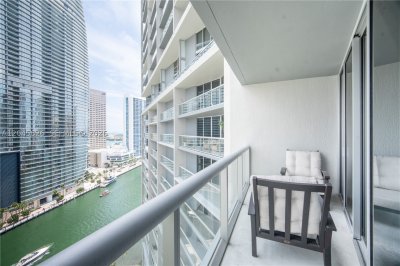 Icon Brickell Tower I Apt #2010