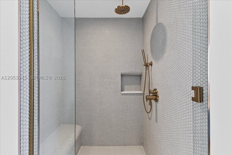 Property photo # 6
