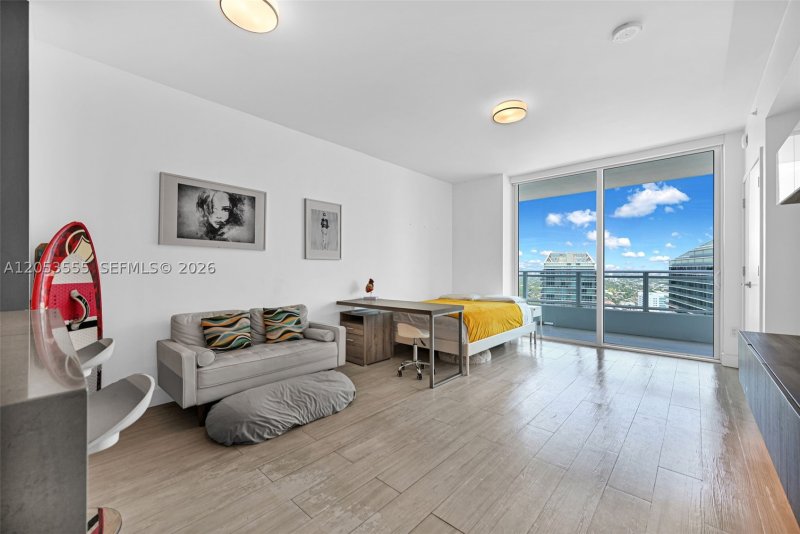 Condo for sale at The Bond 3705