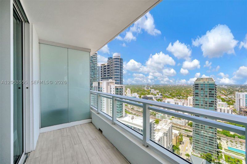 Condo for sale at The Bond 3705