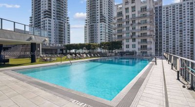 X Miami Apt #J1