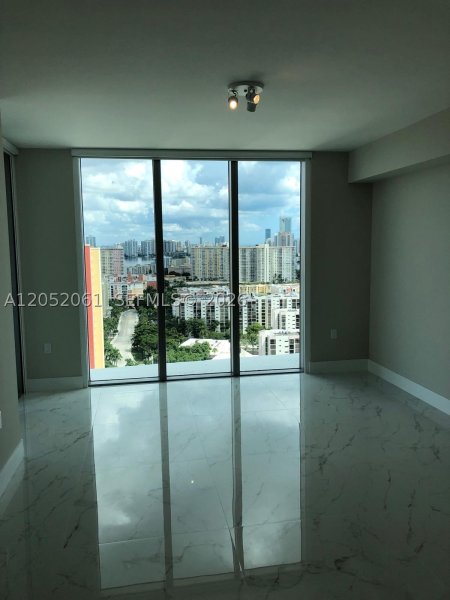 Condo for sale at Parque Towers at St. Tropez 5-2401