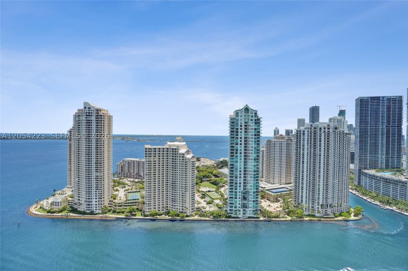 Condo for sale at One Miami West Tower 3807