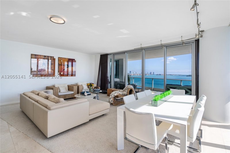Jade Brickell Apt #1611