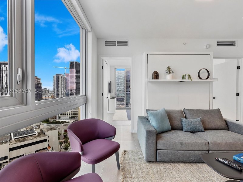 Apartment for rent at YotelPad Miami 2706