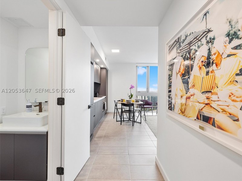 Apartment for rent at YotelPad Miami 2706