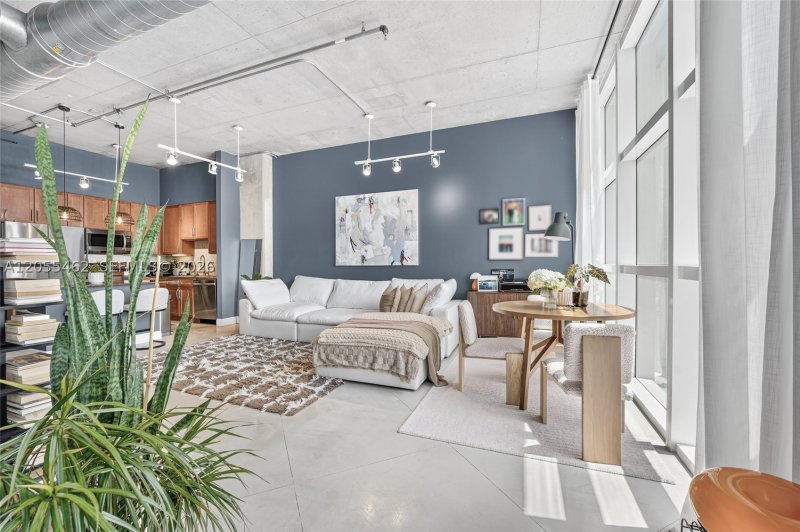 Apartment for rent at Cite On The Bay 2414