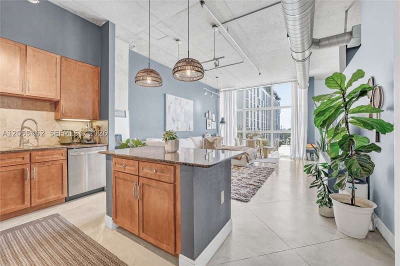 Apartment for rent at Cite On The Bay 2414