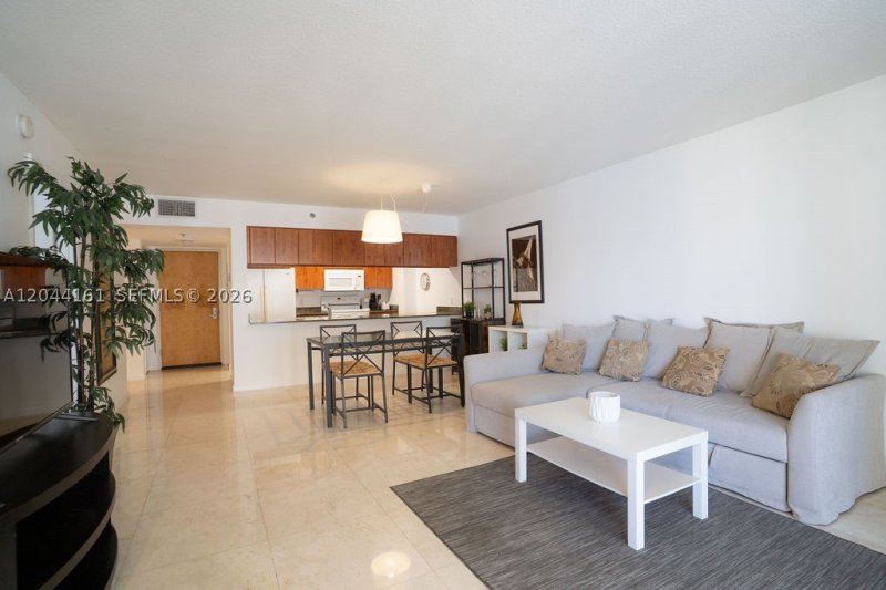 Apartment for rent at The Club At Brickell Bay 2806