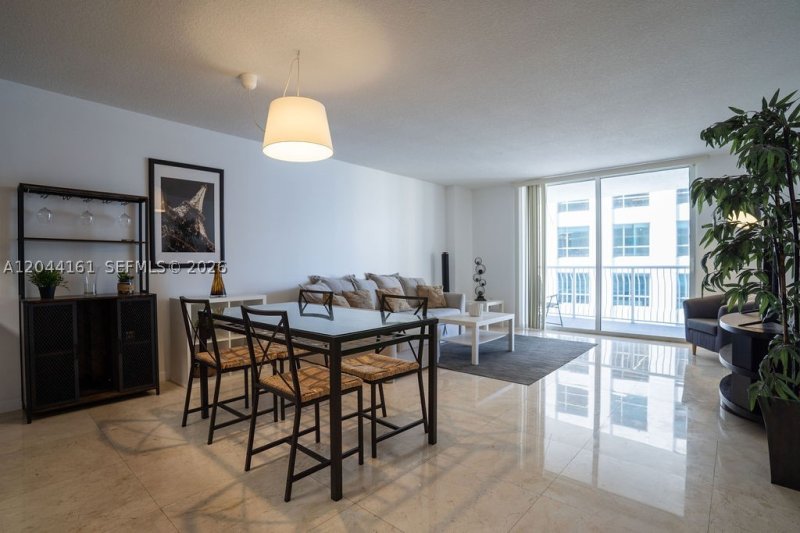 Apartment for rent at The Club At Brickell Bay 2806