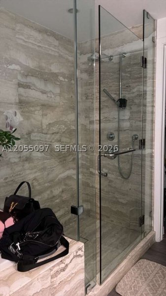 Apartment for rent at Biscayne Beach 1006